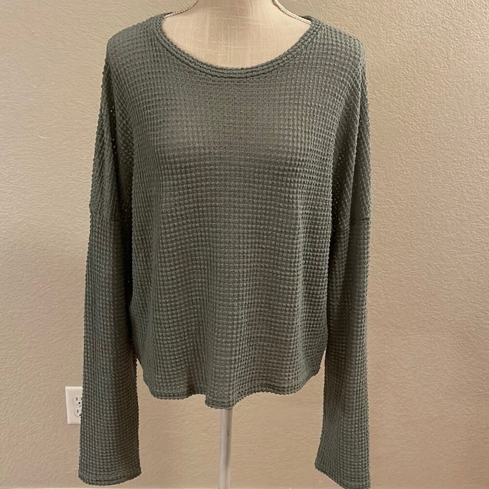 Light Green Waffle Knit Long Sleeve Blouse Size Large